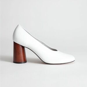 & Other Stories Genuine Leather Wood Heel Pumps Size 7 White/Brown NWT Sold Out